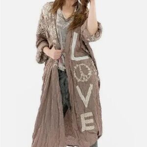 ISO!!!!!!! Magnolia Pearl Appliqué Blessed Kimono Satin Clay/Brown